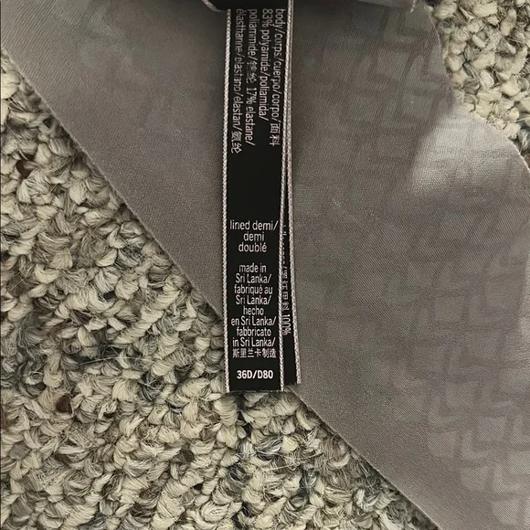 Victoria's Secret Demi T-Shirt Bra 36D - Picture 7 of 8